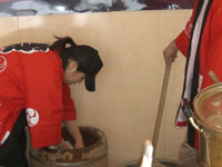 パチンコ店様の新春イベント餅つき大会 イメージ画像