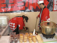 パチンコ店様の新春イベント餅つき大会 イメージ画像